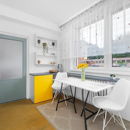 Апартаменты One-bedroom Reckovice